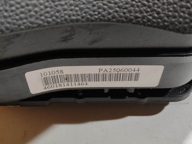 Opel Corsa D 2006-2014 2006-2014 Légzsák használt  zöld citromsárga Kormánylégzsák 