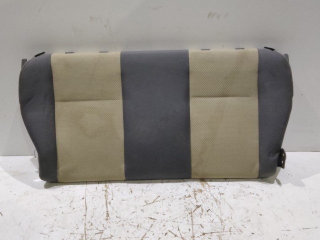 203931 Fiat Panda II. 2003-2012 hátsó üléstámla