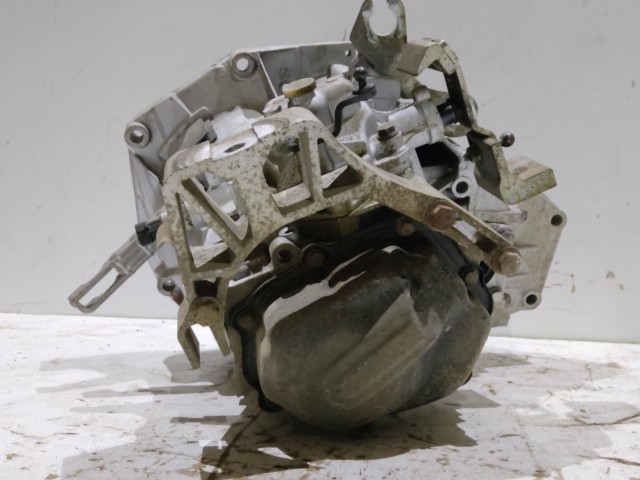 203940 Fiat 500 2007-2015 1,2 8v benzin 5 sebbeséges váltó