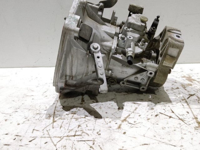 203940 Fiat 500 2007-2015 1,2 8v benzin 5 sebbeséges váltó