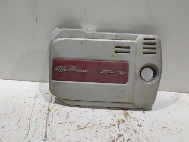 203957 Alfa Romeo 159 2005-2011 1,9 16v Diesel felső motorburkolat 55201210
