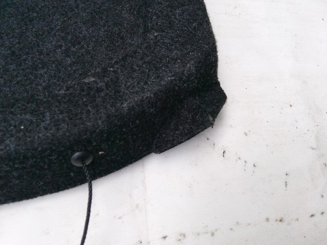 210698 Suzuki Sx4, Fiat Sedici 2006-2014 kalaptartó, a képen látható sérüléssel