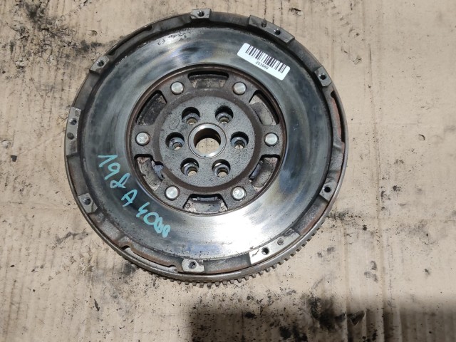 Fiat Bravo 2007-2014, Grande Punto 1,4 16v T-Jet lendkerék 55209664 , 198A4000