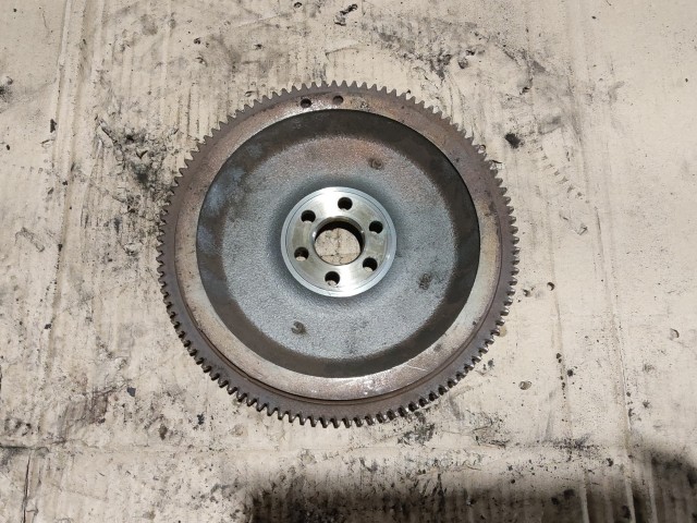 203991 Toyota Yaris II. 2006-2011 1,0 12v benzin lendkerék