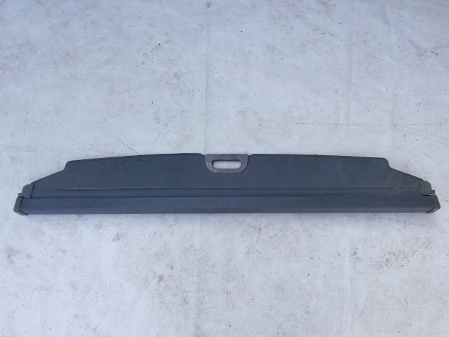 210749 Kia Carens II. (2006. - 2013. ) kalaptartó a képen látható egy ütköző gumibak nélkül