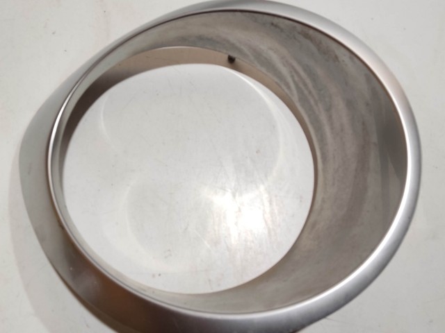 205938 Alfa Romeo MiTo 2008-2018 matt ezüst, bal hátsó lámpa keret a képen látható állapotban!!!