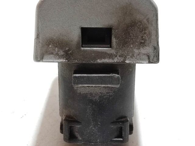 Chevrolet Cruze 2008-2012 2008-2012 Zárbetét kupak használt  bal hátsó