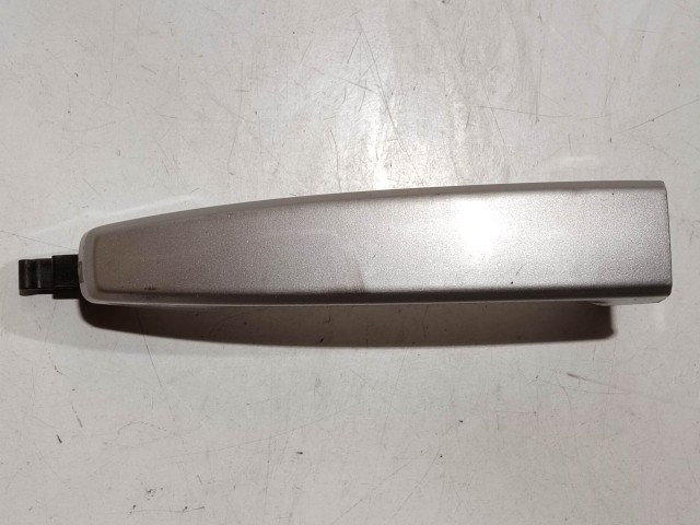 Chevrolet Cruze 2008-2012 2008-2012 Kilincs használt bal első külső, ezüst 