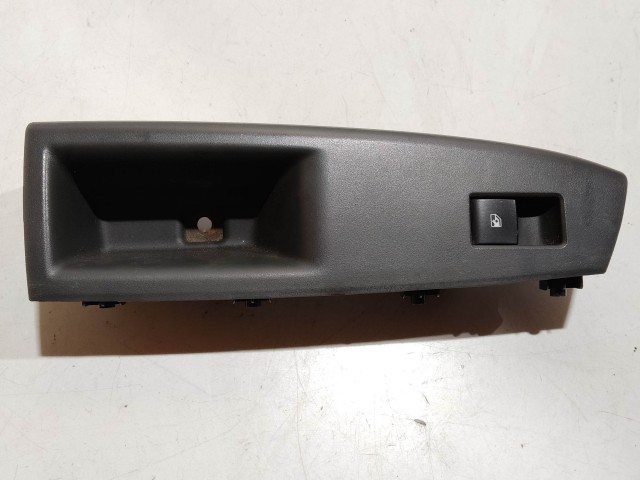 Chevrolet Cruze 2008-2012 jobb hátsó ablakemelő kapcsoló 13305368