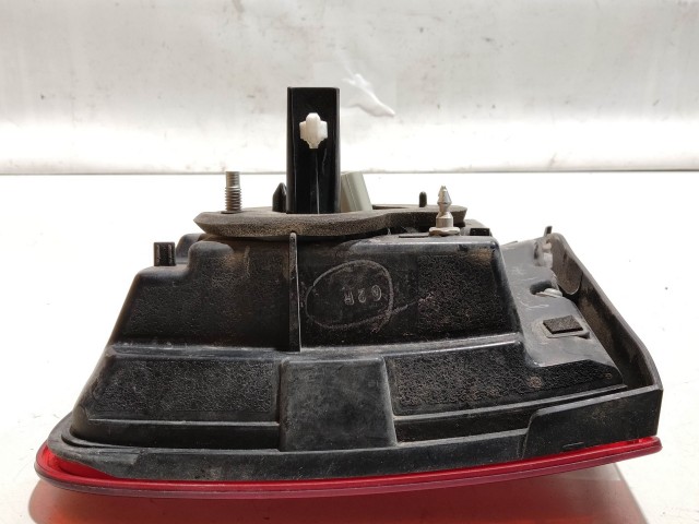 206319 Citroen C4 Aircross 2012-2017 bal hátsó belső lámpa