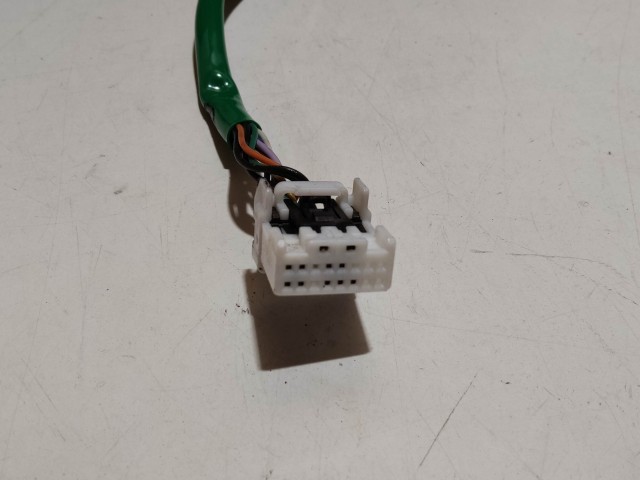 206327 Citroen C4 Aircross 2012-2017 bal oldali 9 vezetékes visszapillantó tükör, a képen látható sérüléssel