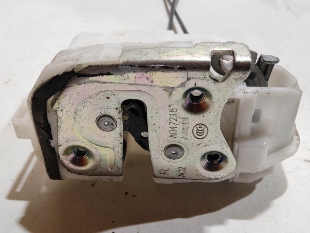 Citroen C4 Aircross 2012-2017 jobb hátsó ajtó zárszerkezet