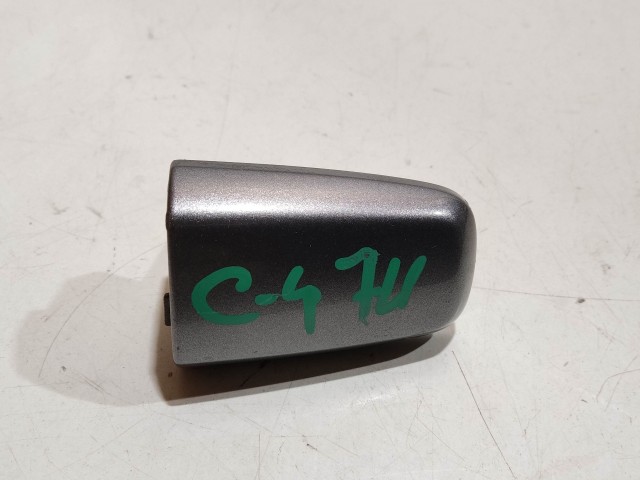 Citroen C4 Aircross 2012-2017 Zárbetét kupak használt jobb hátsó, ezüst