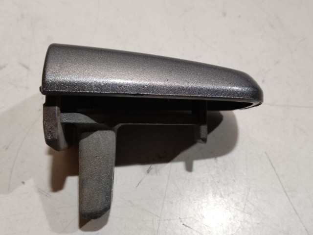 Citroen C4 Aircross 2012-2017 Zárbetét kupak használt jobb hátsó, ezüst