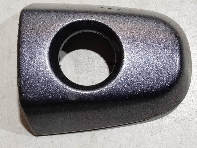 Toyota Yaris 2005-2010 Zárbetét kupak használt bal első, sötétszürke 