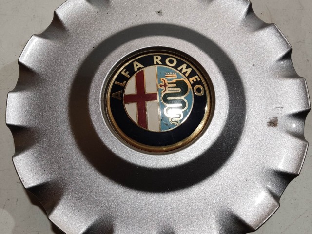 206540 Alfa Romeo MiTo 2008-2018 felni közép kupak 50522769