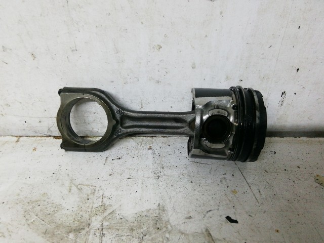 Peugeot 207 2006-2014 1,6 16v  Diesel dugattyú hajtókarral DV6TED4
