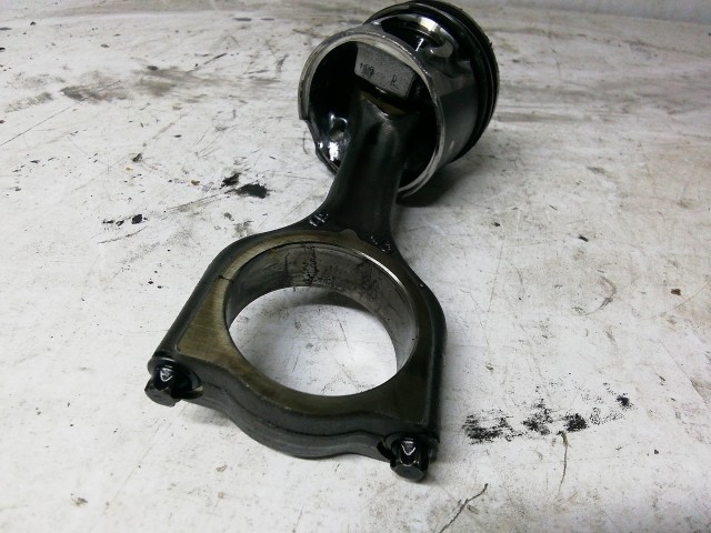 Peugeot 207 2006-2014 1,6 16v  Diesel dugattyú hajtókarral DV6TED4