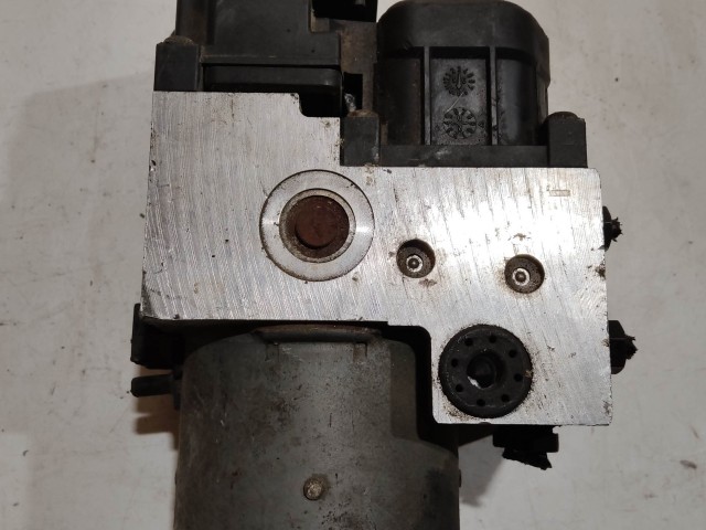 206647 Audi A4 (B5) 1995-2001 Abs 0265216411 , 8E0614111HL  a képen látható sérüléssel