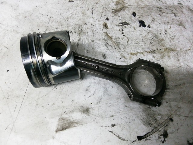 Kia Ceed I. 2006-2009 1,6 Diesel dugattyú hajtókarral D4FB