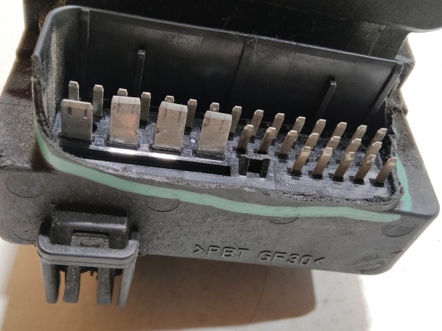 206580 Alfa Romeo 156 abs egység 46773428 , 0265216801, a képen látható sérüléssel