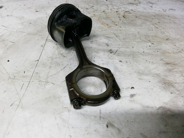 Kia Rio 2011-2017 1,2 16v benzin dugattyú hajtókarral G4LA