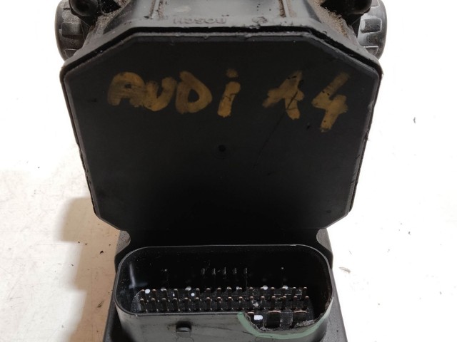 206591 Audi A4 B6 2000-2004 Abs 8E0614517 , 0265225048, a képen látható sérüléssel