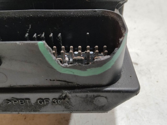 206591 Audi A4 B6 2000-2004 Abs 8E0614517 , 0265225048, a képen látható sérüléssel