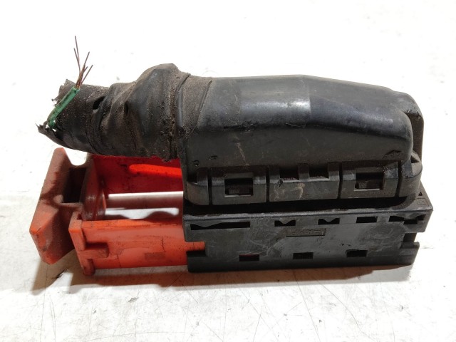 206852 Kia Carnival 2002-2006 Abs elektromos csatlakozó 5WY7114A, 0K56T437A0, BH60102400