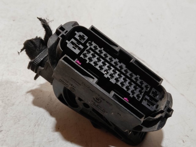 206876 Skoda Fabia II., Roomster Abs elektromos csatlakozó 6R0614117D , 0265231945