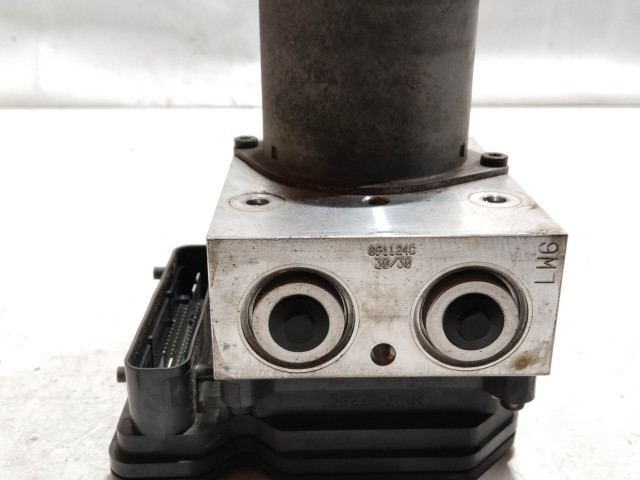 Kia Soul 2009-2013 Abs B8GK9L2323E , 58910-2K810