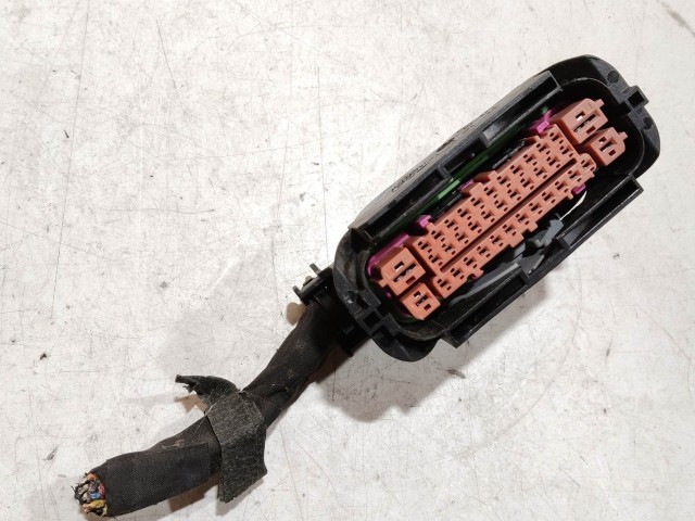 206882 Kia Ceed 2006-2012 Abs elektromos csatlakozó 58920-A2310 , 61589-45200