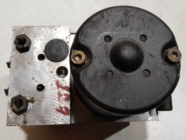 Mercedes Benz E-Class W210 1995-2002 Abs  Bosch  A0034313012 , 0265217401