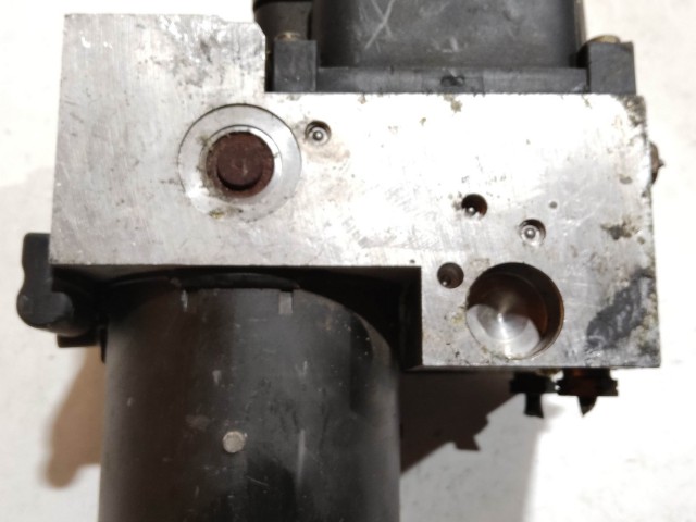 Mercedes Benz E-Class W210 1995-2002 Abs  Bosch  A0034313012 , 0265217401