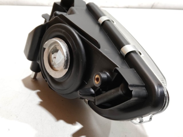 Fiat Tipo 2015- utángyártott új, jobb első ködlámpa 