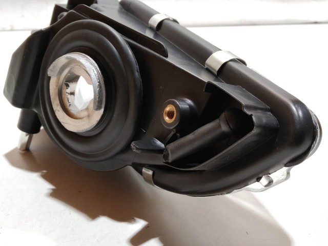 Lancia Delta 2008-2014 utángyártott új, jobb első ködlámpa 51775551