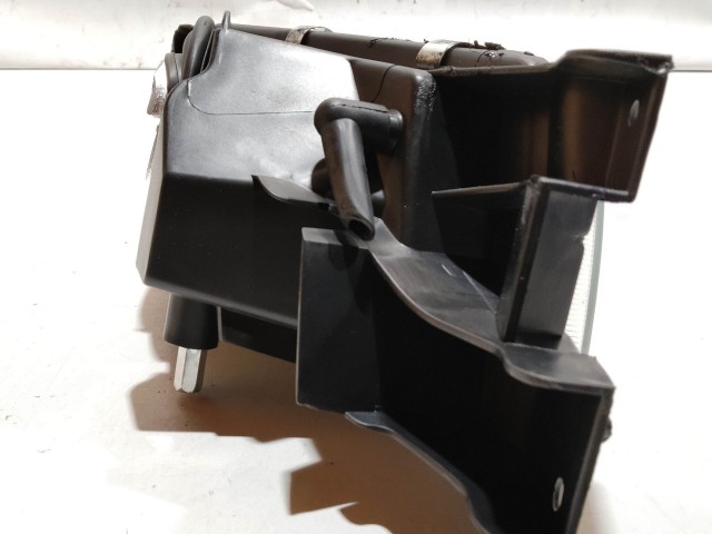 Fiat Tipo 2015- utángyártott új bal első ködlámpa 