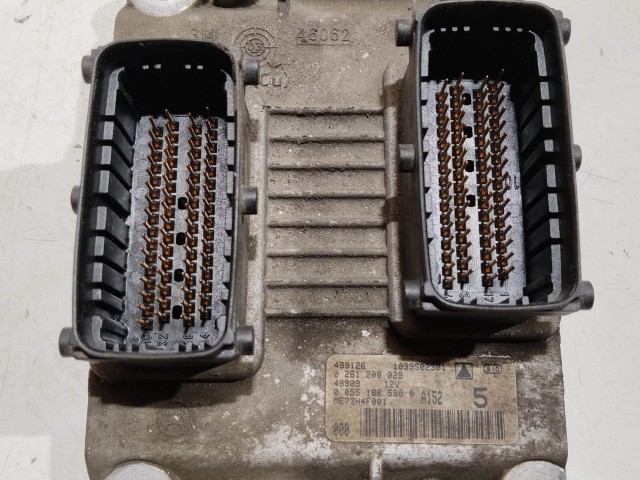 Fiat Punto III. 1,2 16v benzin motorvezérlő 55188598, 0261208029