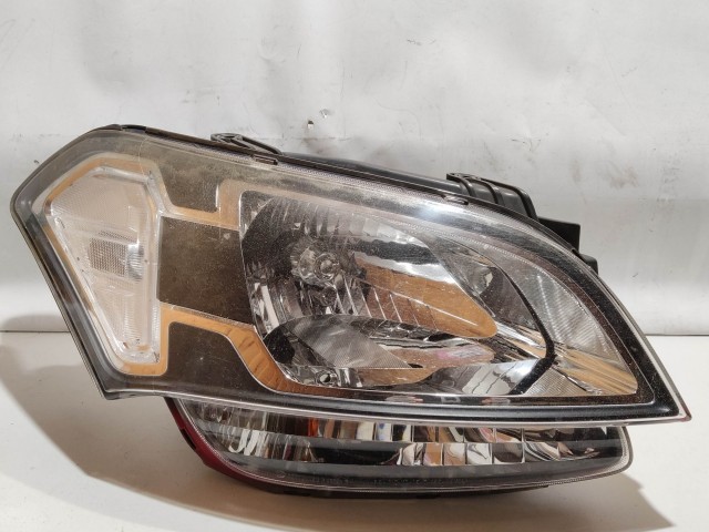 208022 Kia Soul 2009-2013 jobb első fényszóró 92102-2KXXX