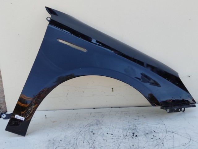 206965 Alfa Romeo Giulietta 2010-2020  jobb első sárvédő, a képen látható sérüléssel 50520626