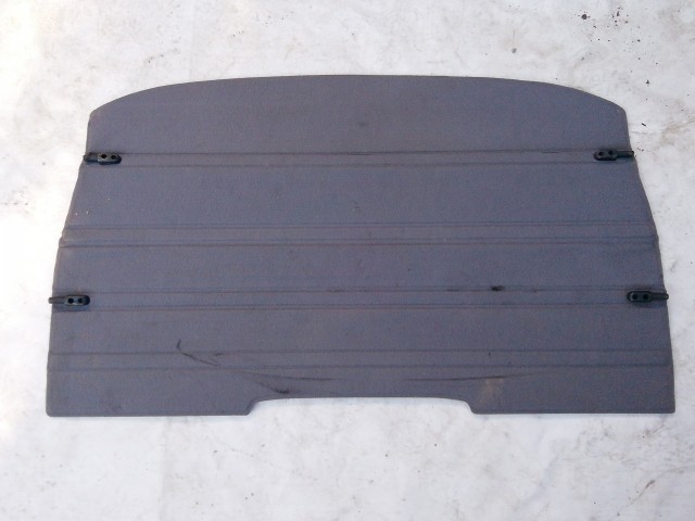 210820 Nissan Almera Tino 2000-2006 kalaptartó