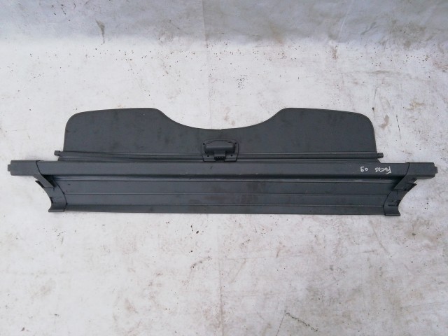 210806 Ford Focus II. 2005-2011 kombi kalaptartó
