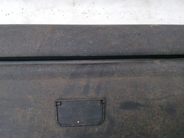 210804 Audi A4 B7 2004-2008 kalaptartó (csomagtér roló), a képen látható sérüléssel