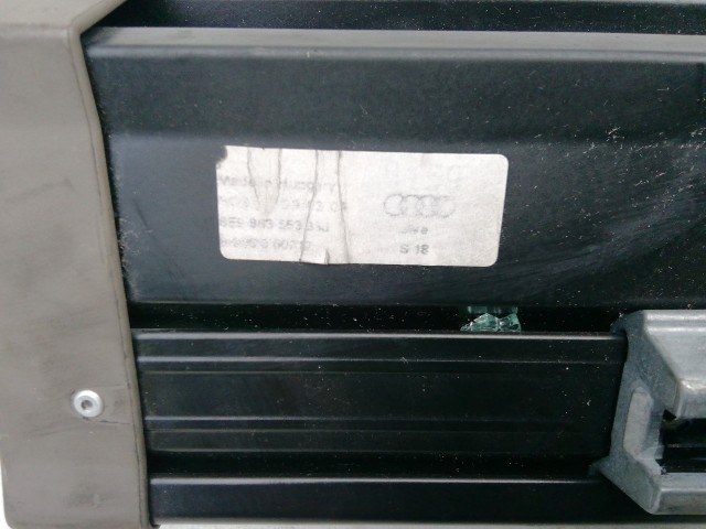210856 Audi A4 B6 2000-2004 kalaptartó (csomagtér roló) 8E986355335J