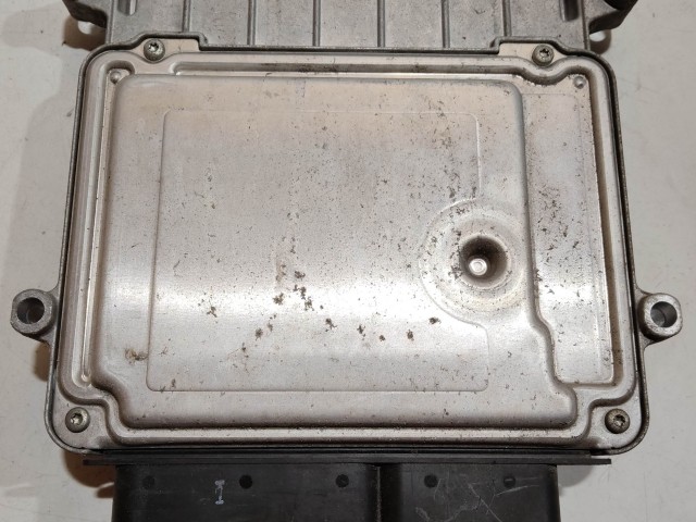 Kia Soul 2009-2013 1,6 benzin motorvezérlő 39113-2B020 , 9030933702KF