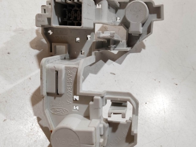 208096 Ford Fiesta 2008-2013 bal hátsó Izzó foglalat 8A61-13405-A