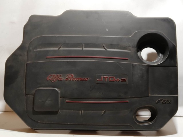 208097 Alfa Romeo Giulietta 1,6-2,0 16v Diesel motorburkolat 51859542