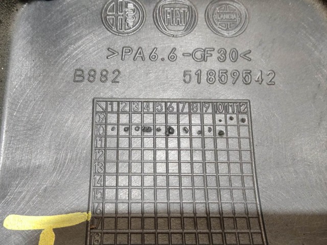 208097 Alfa Romeo Giulietta 1,6-2,0 16v Diesel motorburkolat 51859542