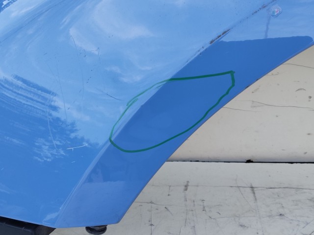 206999 Alfa Romeo Giulietta 2010-2020 bal első sárvédő, a képen látható sérüléssel