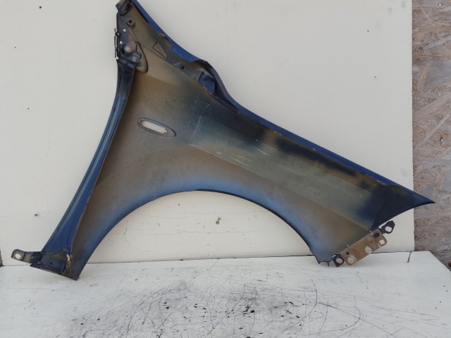 207001 Fiat Croma  2008-2010 bal első sárvédő, a képen látható sérüléssel